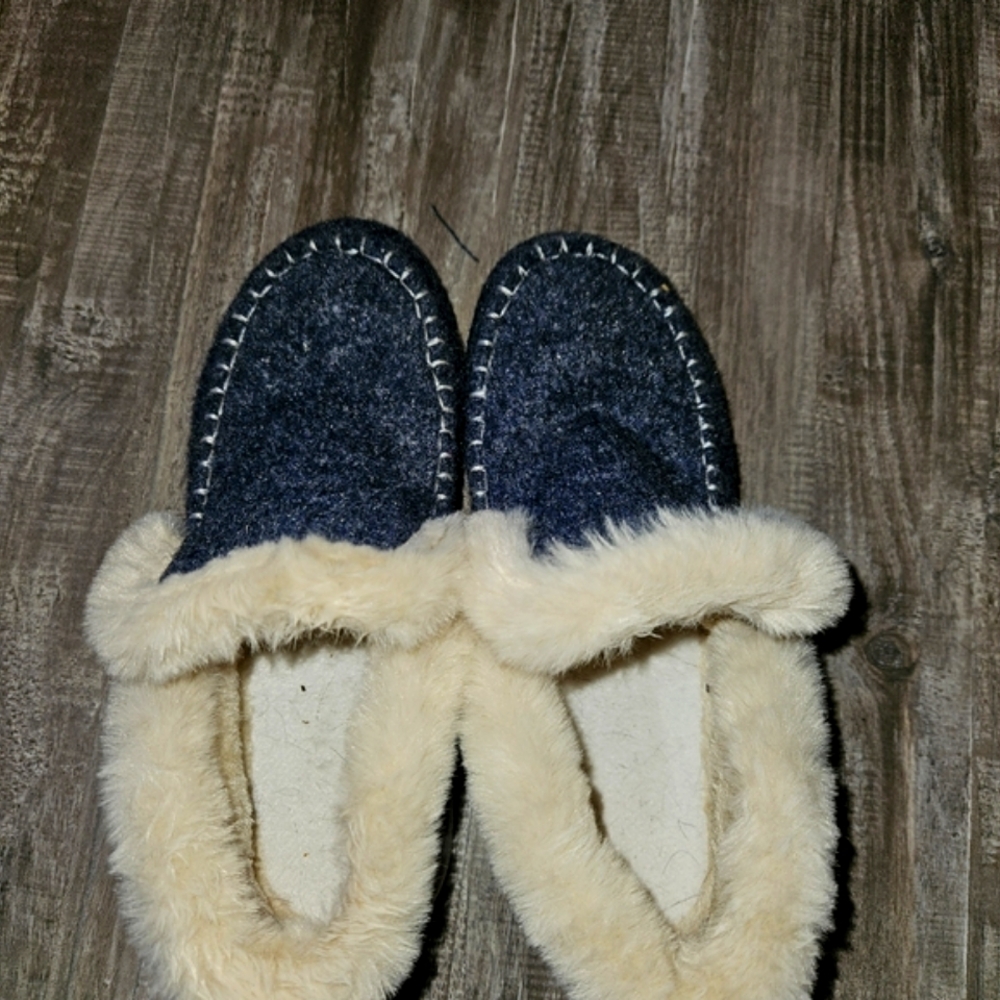 Cute pull on shoes - Picture 4 of 7